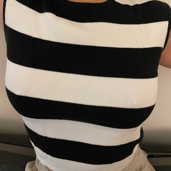 Ralph Lauren Striped Sweater Vest - Picture 3 of 4